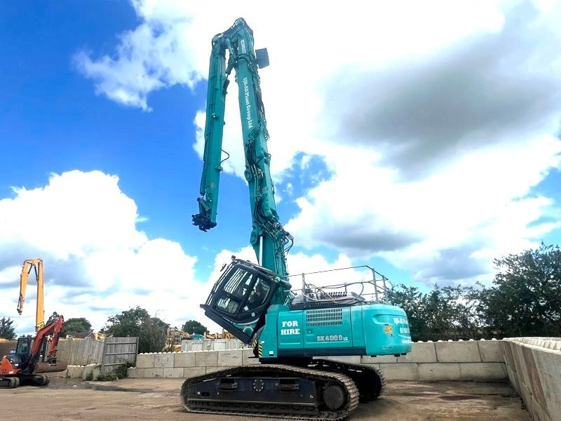 de vanzare: excavator de demolare kobelco sk400dlc- 10 26m 2