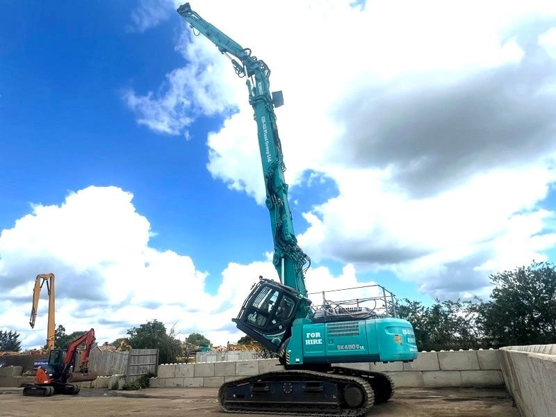 de vanzare: excavator de demolare kobelco sk400dlc- 10 26m 4