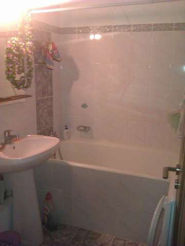 vand apartament 2 camere rahova 8