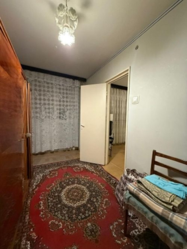 apartament 2 camere, semidecomandat, 40mp, ploiesti, ofelia, 40. 399euro 8