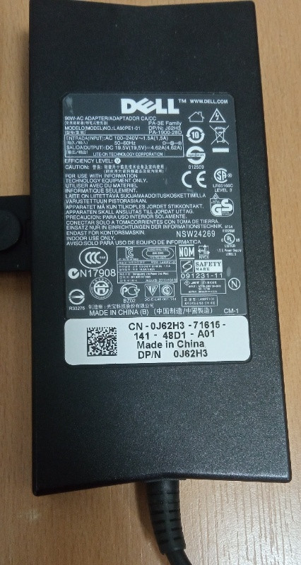 vand alimentatoare pentru laptopuri hp, dell, toshiba si lenovo 2