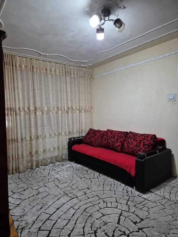 apartament 2 camere, 48 mp, central: piata noua 1