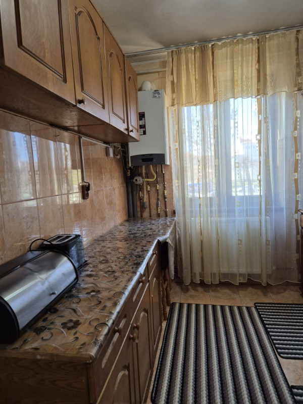 apartament 2 camere, 48 mp, central: piata noua 2
