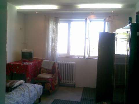 Inchiriez garsoniera cf3 berceni piata resita ieftina