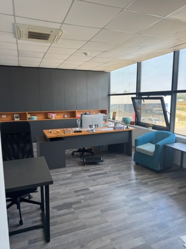 spatiu industrial in zona magurele, 2729 mp, 1. 390. 000euro 4