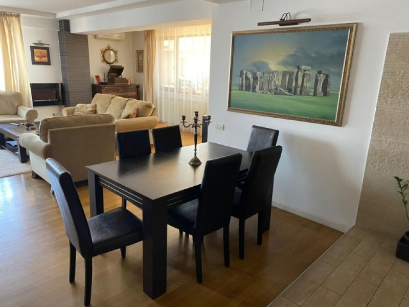 inchiriez apartament 4 camere, decomandat, 200mp, aviatorilor, 2. 300euro 4
