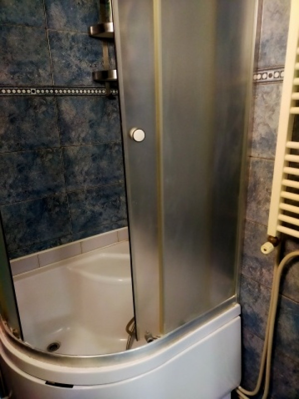 inchiriez garsoniera, mobilata modern, pod grant, 38mp, 400euro 5