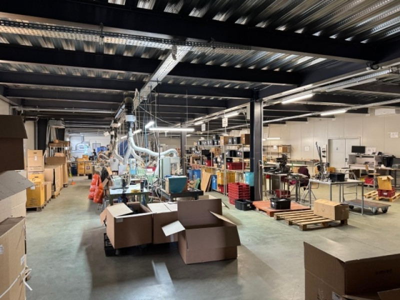 spatiu industrial de inchiriat in zona magurele, 2729 mp, 5. 900euro 1
