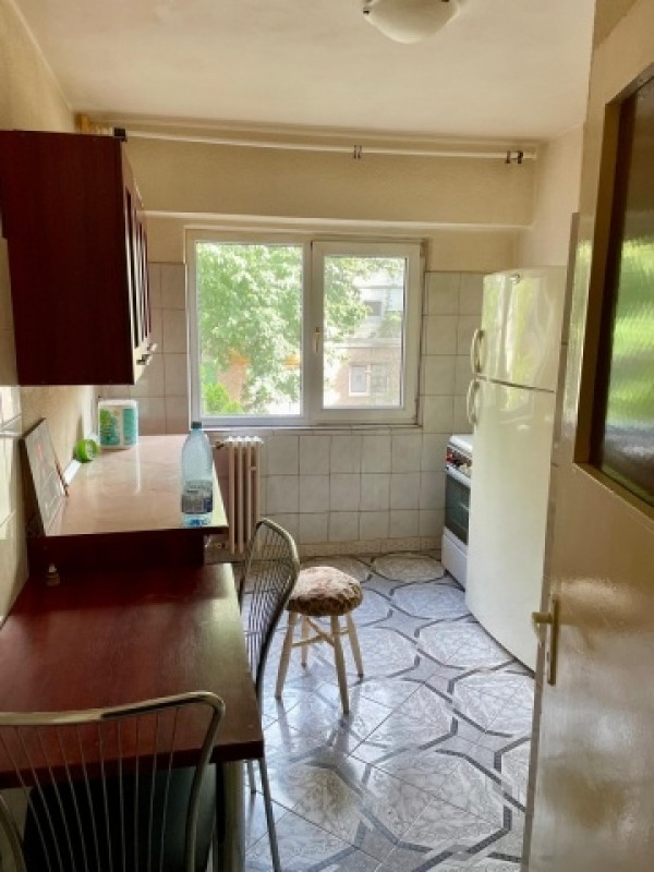 apartament 3 camere decomandat, 68mp, zona tomis nord, 120. 000euro 2