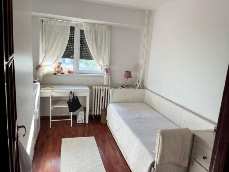 apartament 3 camere, 67mp, zona drumul taberei, 140. 000euro 2