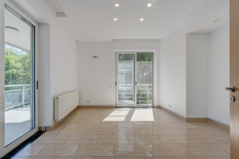 apartament de lux, 4 camere, 188mp, cartier primaverii, 1. 750. 000euro 6