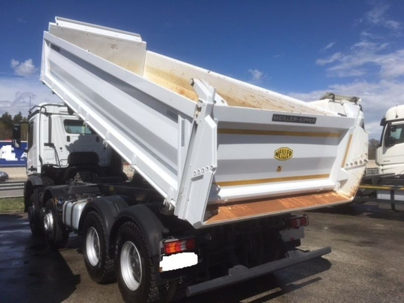 inchiriere basculante 8 x 4 4
