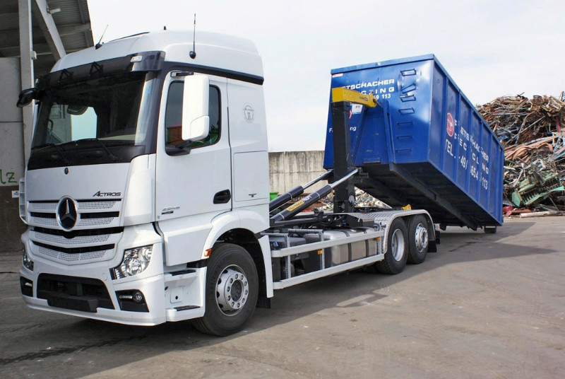 inchiriere autocamion cu sistem abroll- kipper 3