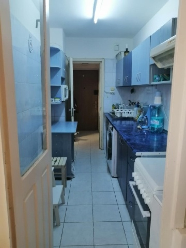 inchiriez apartament 2 camere, 50mp, obor, zona veranda mall, 450euro 10