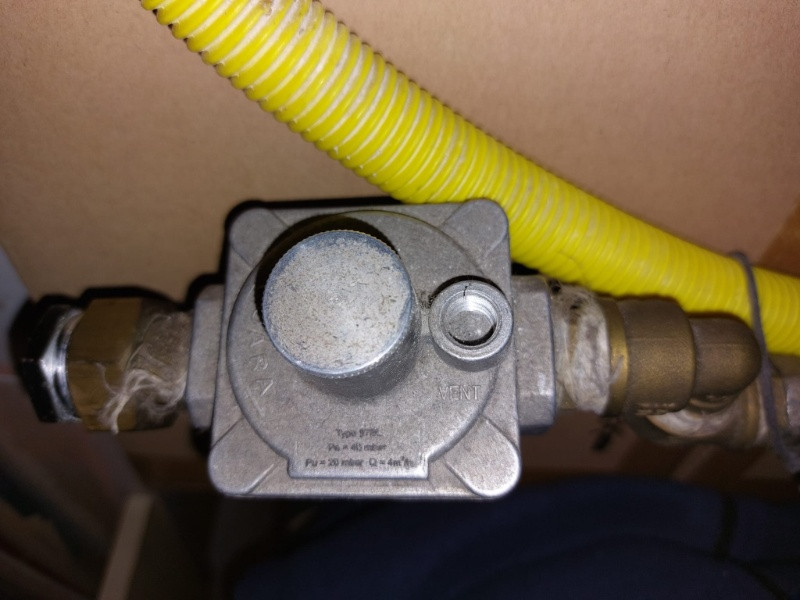 racord flexibil gaz, otel inox, 1/ 2" g, 2000 mm cu ceas regulator 1/ 2" g 2