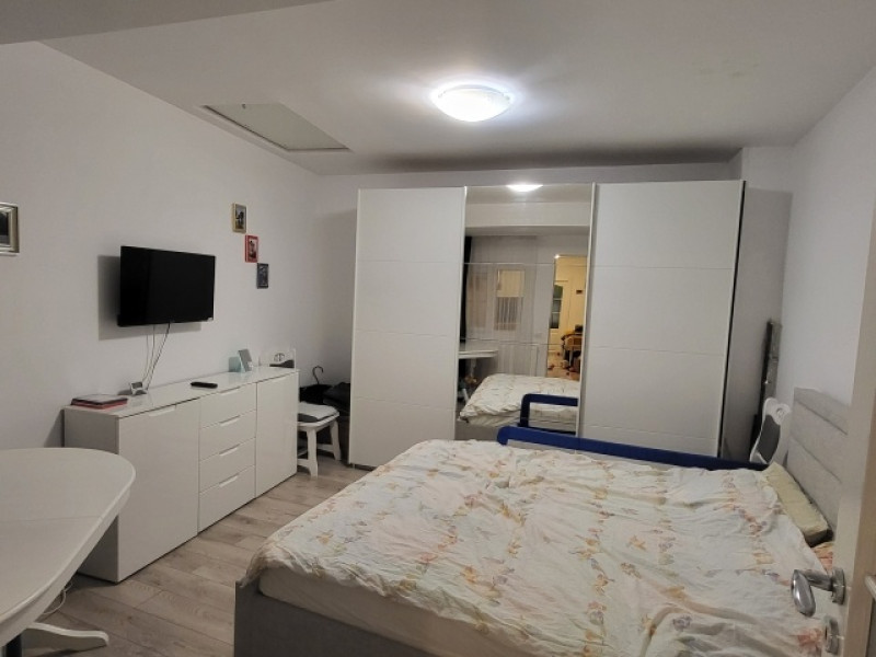 casa, 4 camere, constructie 1970, teren 259mp, bucurestii noi, 215. 000euro 7