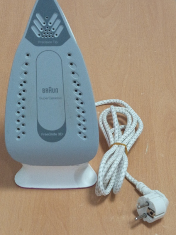 vand fier de calcat cu abur braun si3030pu, 2300 w 6