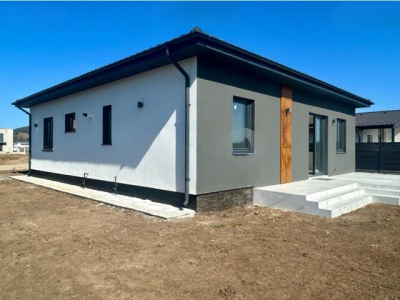 casa 4 camere, 159mp, teren 500mp, zona sanpetru, brasov, 223. 000euro 9