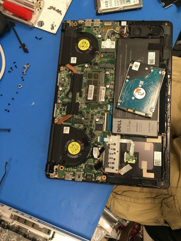 reparatii laptop bucuresti la domiciliu - service pc - instalare windows 11 2