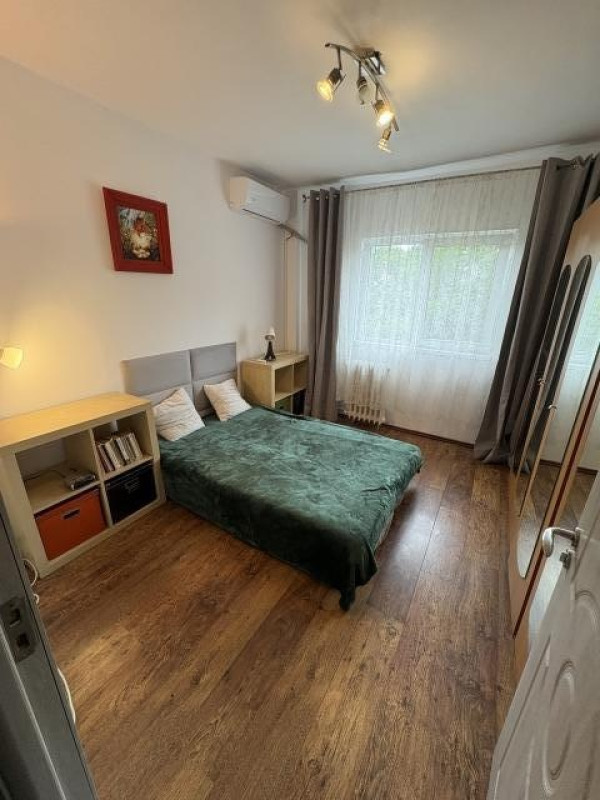 inchiriez apartament 3 camere, semidecomandat, 70mp, mobilat si utilat, turda, 699euro 3
