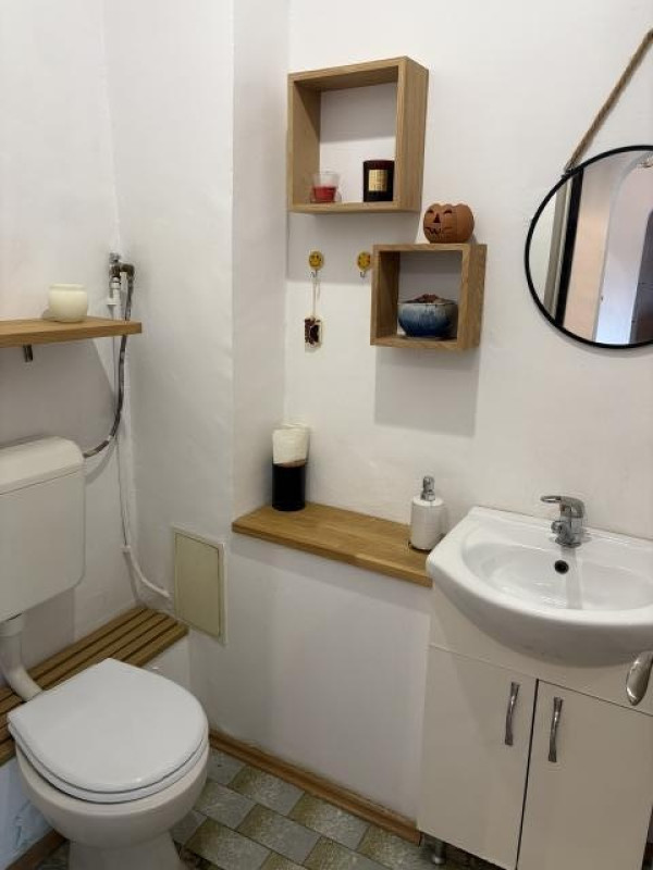 inchiriez apartament 3 camere, semidecomandat, 70mp, mobilat si utilat, turda, 699euro 6