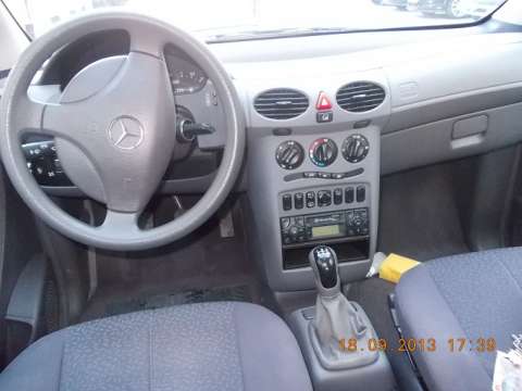 vand mercedes a- 160 , an2001 3