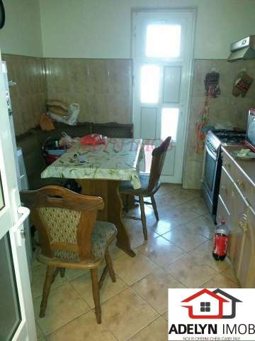 tulcea - apartament 3 camere, zona ultracentral 2