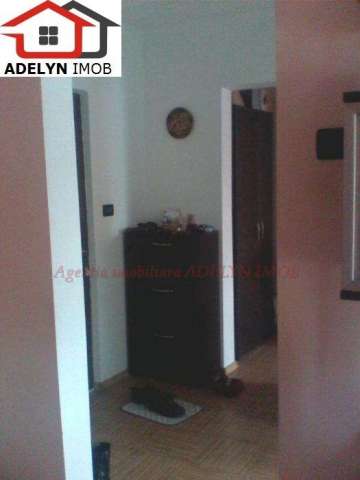 tulcea - apartament 3 camere, zona vest 1