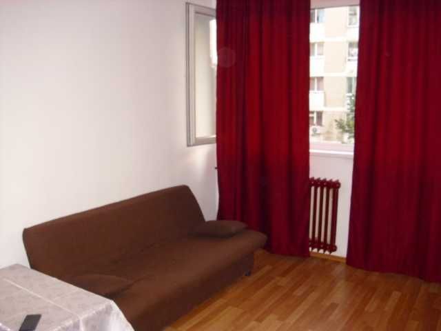 inchiriez apartament 3 camere drumul taberei langa auchan 3