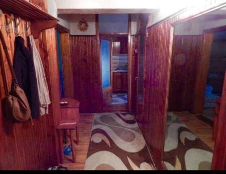 vand apartament dej 9