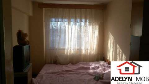 tulcea - apartament 3 camere, zona pacii 4