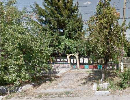 Vand casa + curte localitatea Trestieni, com. Ulmi, Giurgiu