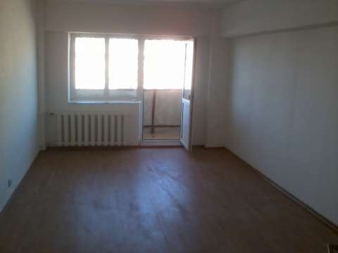 vand apart. 3 camere 1