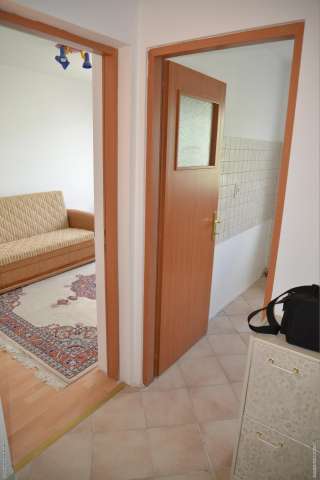 apartment 3 camere, compl. renovat. . . bloc din caramida! 8