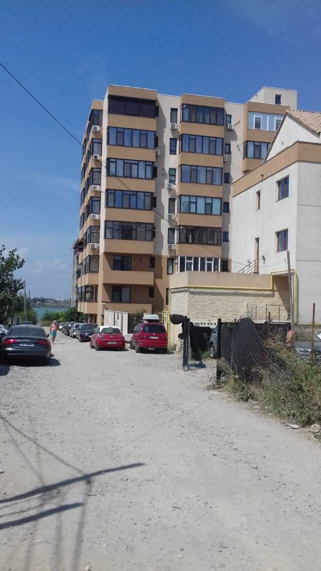 campus, pentru studenti, ofer apartament 2 camere mobilat, utilat 1