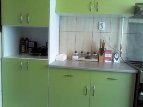 vand apartament 8