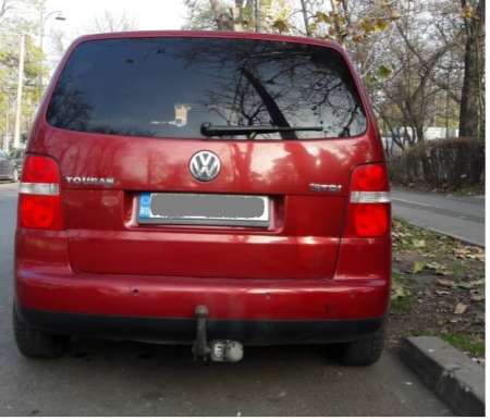 vand volkswagen touran 1. 9 tdi - 7 locuri - pret negociabil 5