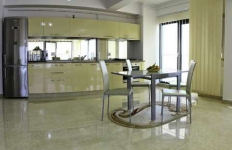 Apartament lux Mamaia 2013,cazare Zona Vega 