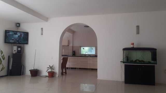 particular, 000 euro- vila individuala( nu duplex) 5 camere, curte - prelungirea ghencea - cartier latin 3