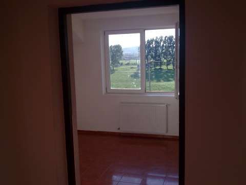 vand apartament 3 camere 10