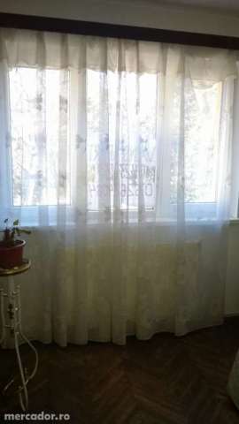 vand apartament 3 camere 4