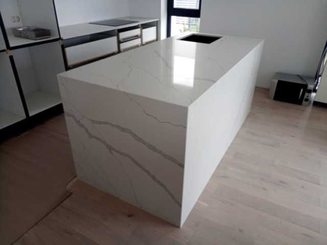 blat compozit Calacatta in Sibiu