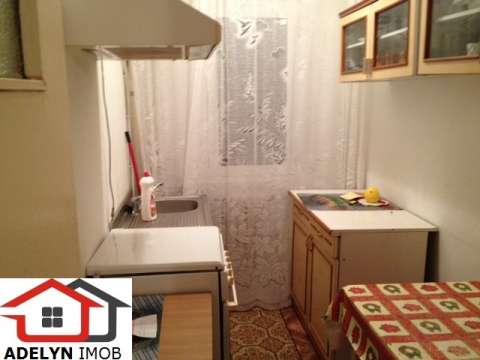 tulcea - vand apartament 3 camere, zona alunisului 4