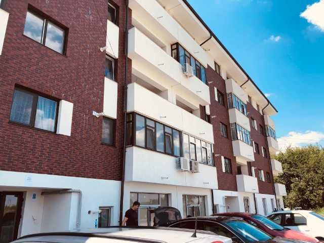 garsoniera demisol , pe str . sperantei , langa lacul morii . 1