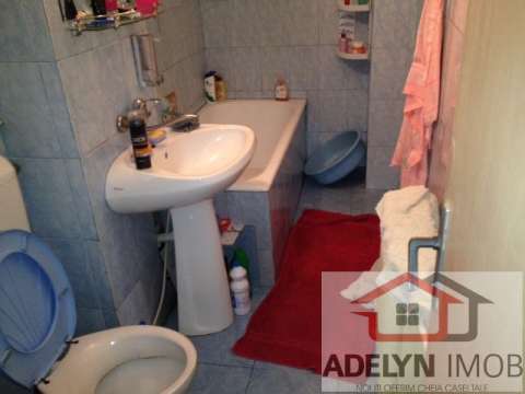 tulcea - apartament 4 camere, zona spitalului 4