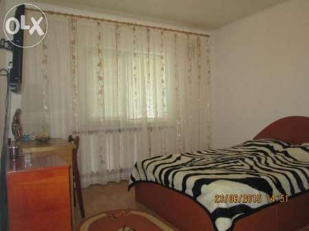 vand apartament 3 camere i. c. frimu 4