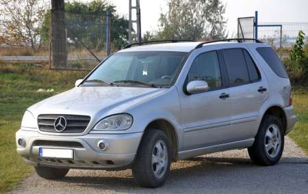 mercedes- benz ml270 1