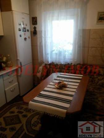 tulcea = = apartament 3 camere , zona e3 5