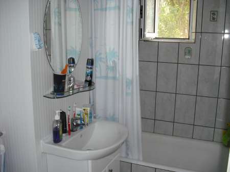 vand apartament cu 2 camere 3