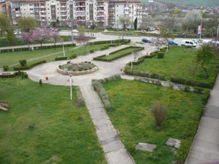 vand apartament 8